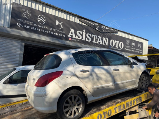 Peugeot 308 sağ ön kapı çıkma