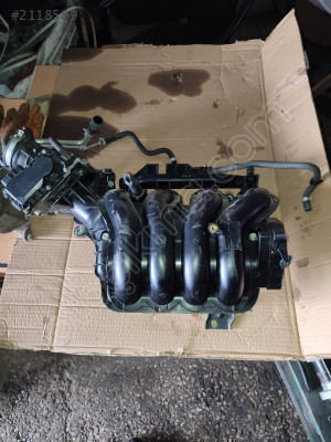Honda Civic emme monifoldu çıkma orjinal