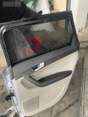 AUDİ A3 SPORTBACK SAĞ ARKA KAPI ORJİNAL ÇIKMA