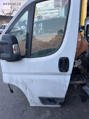 Fiat Ducato sol ön kapı