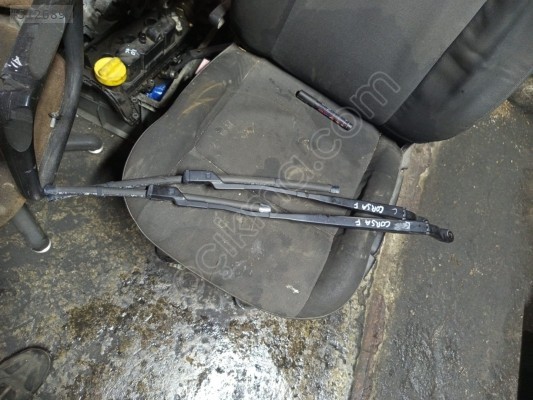 OPEL CORSA-F SİLECEK KOLU
