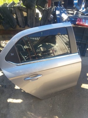 PEUGEOT 301 SAĞ ARKA KAPI