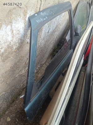 Opel vectra A sağ arka kapı