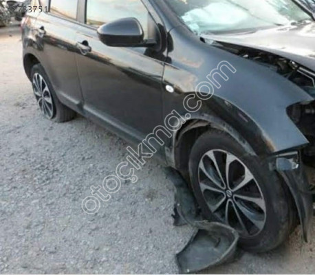 NİSSAN QASHQAİ J10 KAPI DİREĞİ 2 ve TÜM PARÇALARI...MİL OTO