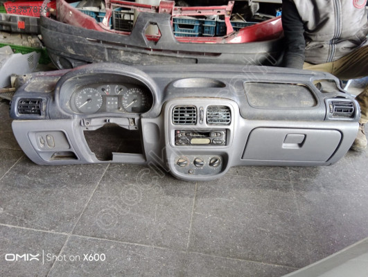 Renault  symbol komple dolu göğüslük