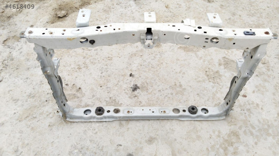 TOYOTA COROLLA ÖN PANEL ÇEVİK OTO ÇIKMA