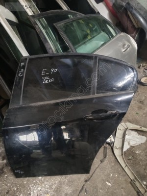 BMW E90 SOL ARKA KAPI