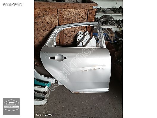 Ford focus 3 sag arka kapı
