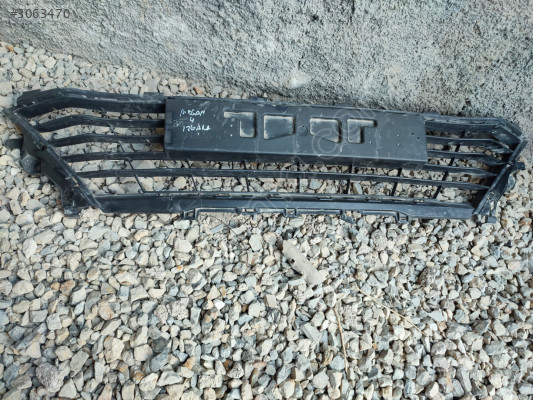 Renault Megane 4 Ön Tampon Panjur
