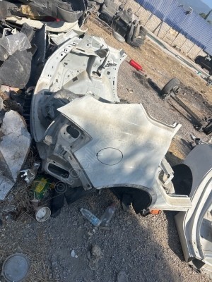 Ford Kuğa arka panel