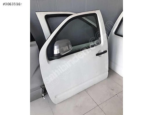 Navara sol ön Kapı