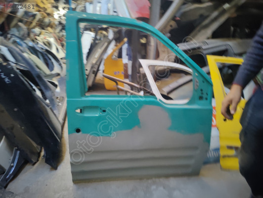 2010 FORD CONNECT SAĞ ÖN KAPI