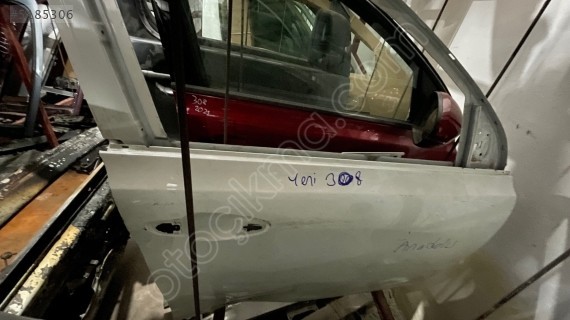 PEUGEOT 308 sağ ön kapı orijinal çıkma
