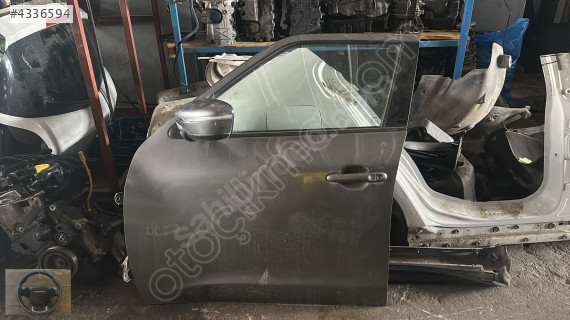 NİSSAN JUKE SOL ÖN KAPI BURSA MG