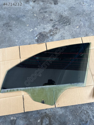 Fiat egea sol ön kapı camı