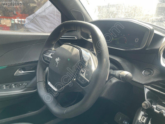 PEUGEOT 2008   -  SİLECEK KOLU