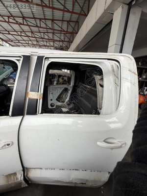 VolksWagen Amarok 2014 Sol Arka Kapı Orjinal Çıkma