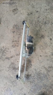 Renault Kango 2 silecek motor freze