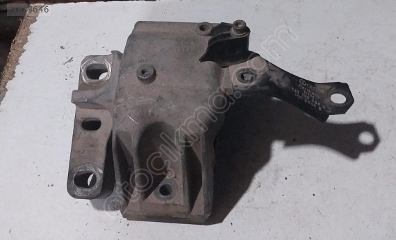 1J0199588B orj audi a3 motor kulağı