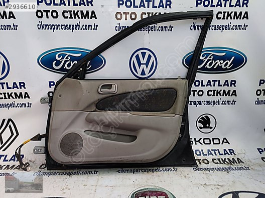Toyota Corolla 2001 sağ ön kapı iç döşemesi