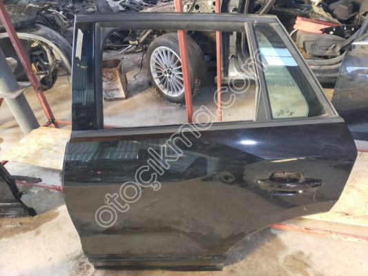 AUDİ Q2 SOL ARKA KAPI 81A833051A