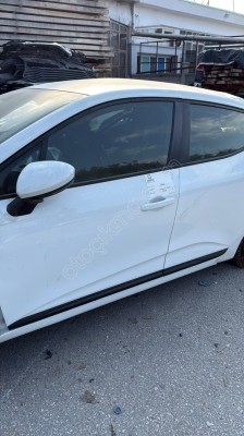 RENAULT CLIO 5 ÖN KAPI DOLU HATASIZ