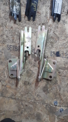 Mazda 626 kaput menteşesi