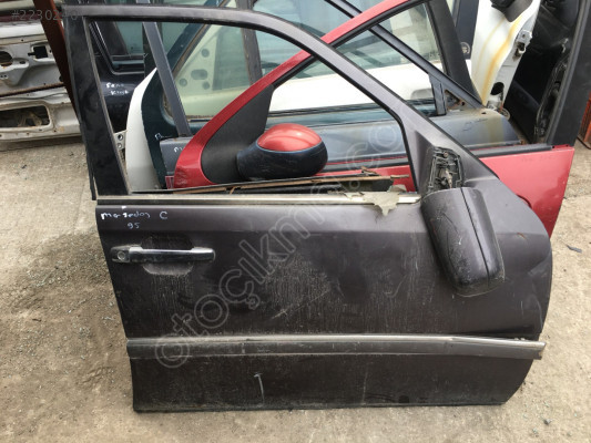 Mercedes C Serisi 1994 Sağ Ön Kapı Döşemesi