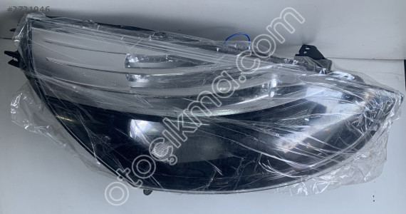 01712 RENAULT CLİO 4 SAĞ FAR