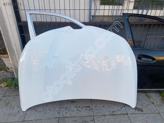 renault clio beş çıkma ön kaput
