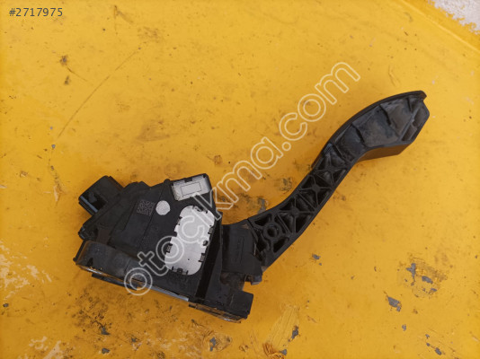 Toyota (2008-2012) gaz pedalı