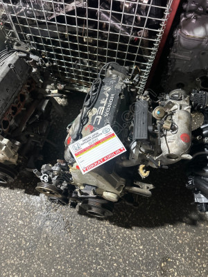 Honda civic ies doch vtec motor