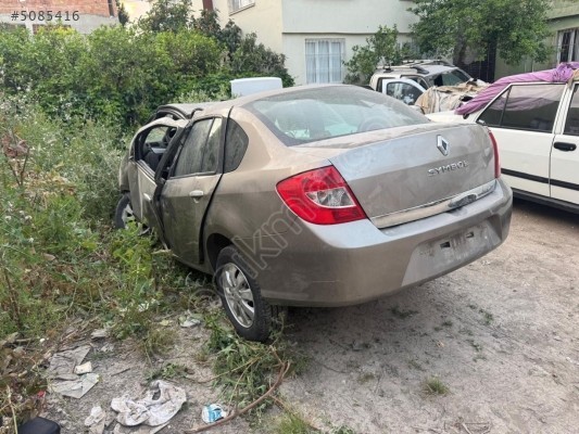 Renault Symbol Arka bagaj kapağı