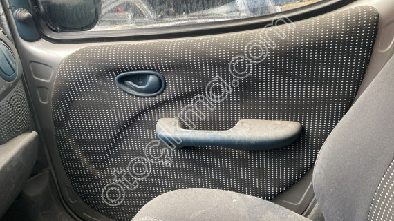 Fiat doblo çıkma sağ ön kapı döşemesi
