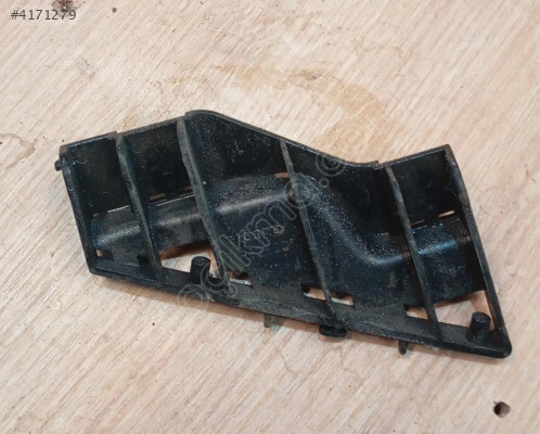 kia rio sağ ön sis kapağı