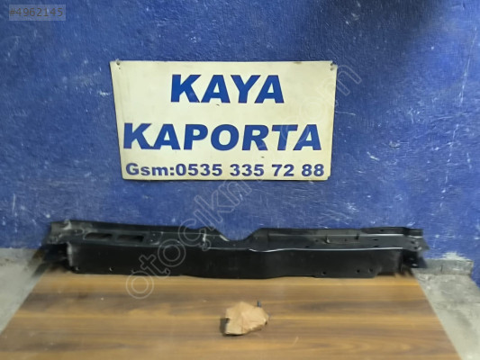 Hyundai i20 ön üst panel