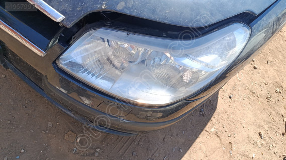 Citroen C5 sol ön Far