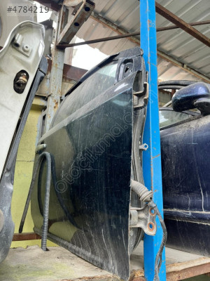 GEELY EMGRAND SAĞ ÖN KAPI