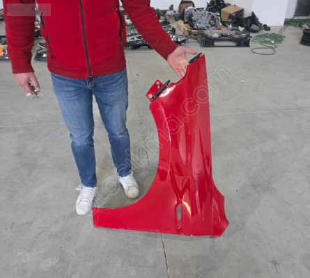 FİAT EGEA KIRMIZI SOL ÖN ÇAMURLUK ORJINAL