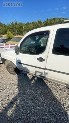 Fiat Doblo sol ön kapı