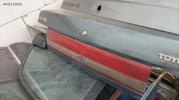 91 Toyota Corona bagaj reflektörü