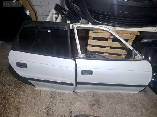 ÖZMEN OPEL ASTRA F SAĞ ÖN ARKA KAPI