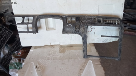 Mazda 626 ön panjur