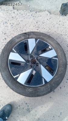 Volvo XC 40 elektrikli çelik jant orijinal çıkma