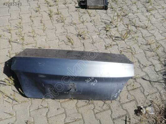 2011-2017 peugeot 301 bagaj kapağı