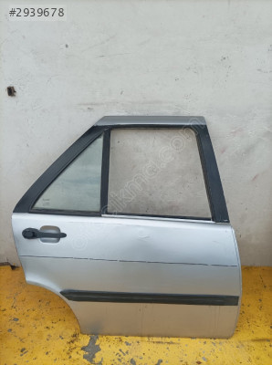 Fiat Tempra sağ arka kapı