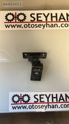 7068078 BMW 5 serisi E60 sağ ön kapı alt menteşesi