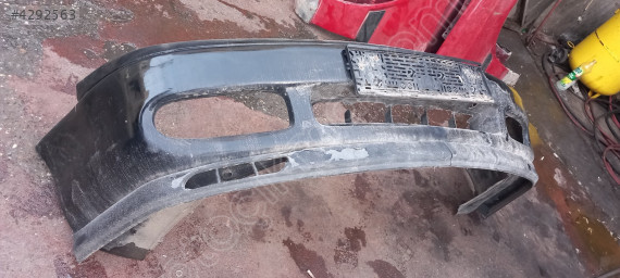 Mazda 626 ön tampon