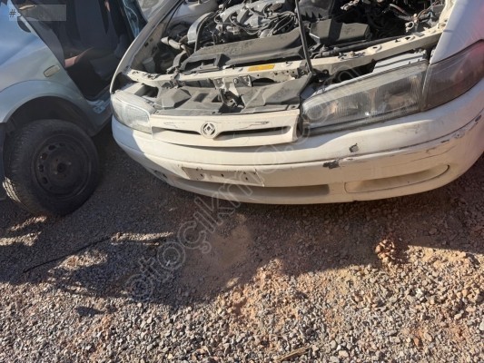 Mazda 626 ön tampon