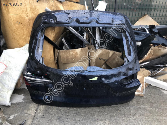 MASERATİ GRECALE BAGAJ KAPAĞI